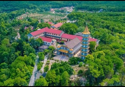 Đi Huế 2-9 có gì