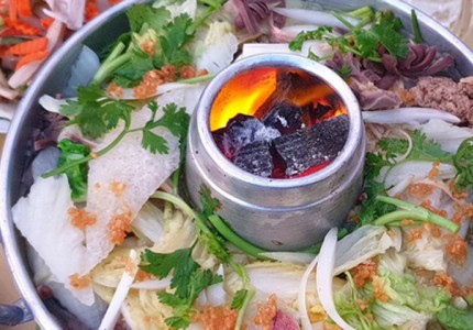 Lẩu than thở đặc sản Miền Tây