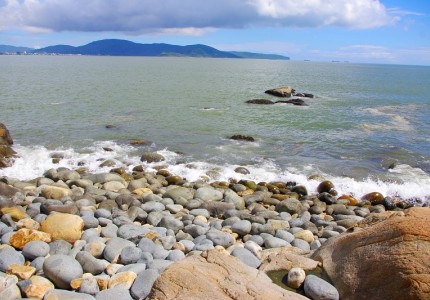 Tham quan Bãi Đá Trứng Ninh Thuận