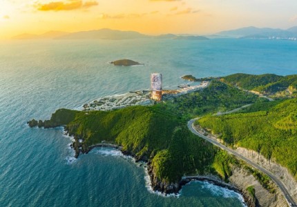 Nha Trang mùa hè biển gọi