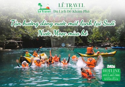 Tận hưởng dòng nước mát lạnh tại Suối Nước Moọc mùa hè