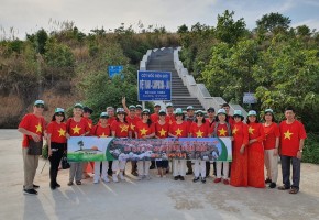 Đoàn Khách Câu Lạc Bộ Vũ Khúc Xanh Hà Nội