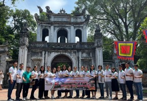 Đoàn Phân Hiệu Học Viện Phụ Nữ Việt Nam tham quan Tam Đảo
