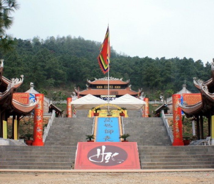 Tour Du Lịch Đền Chu Văn An - Côn Sơn 1 Ngày