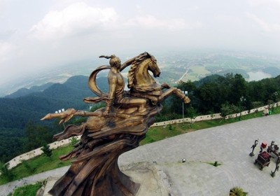 Tour Du Lịch Đền Gióng - Chùa Non Nước - Thành Cổ Loa 1 Ngày