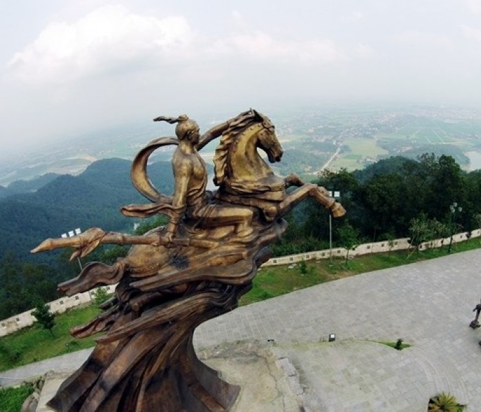 Tour Du Lịch Đền Gióng - Chùa Non Nước - Thành Cổ Loa 1 Ngày