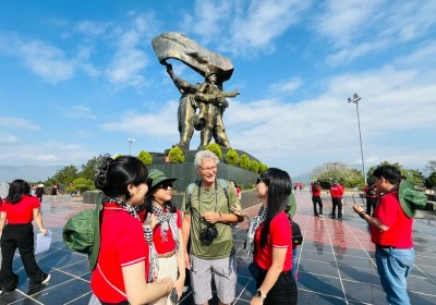 Tour Hà Nôi Sơn La ĐIện Biên 3 ngày 2 đêm dịp 30 tháng 4 năm 2025