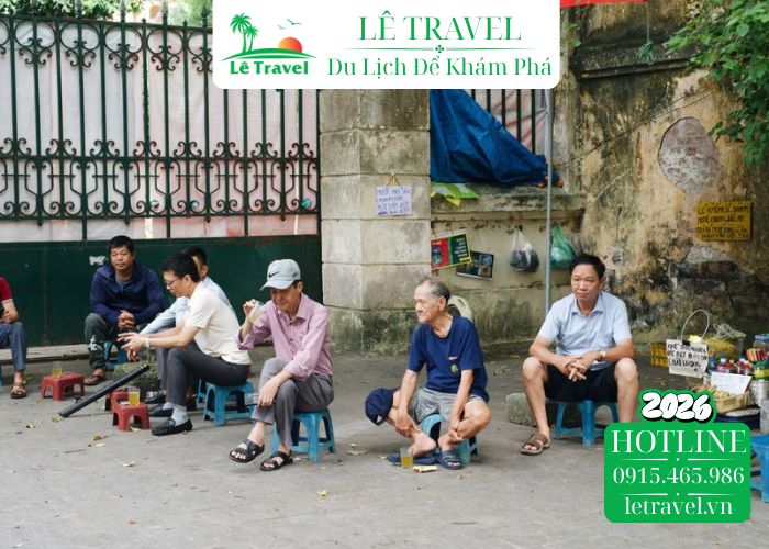 "Trà đá vỉa hè" - Trải nghiệm bình dân đầy thú vị