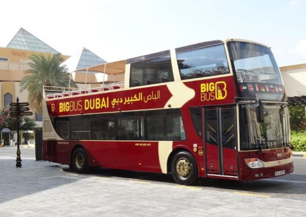 Di chuyển khi đến Dubai