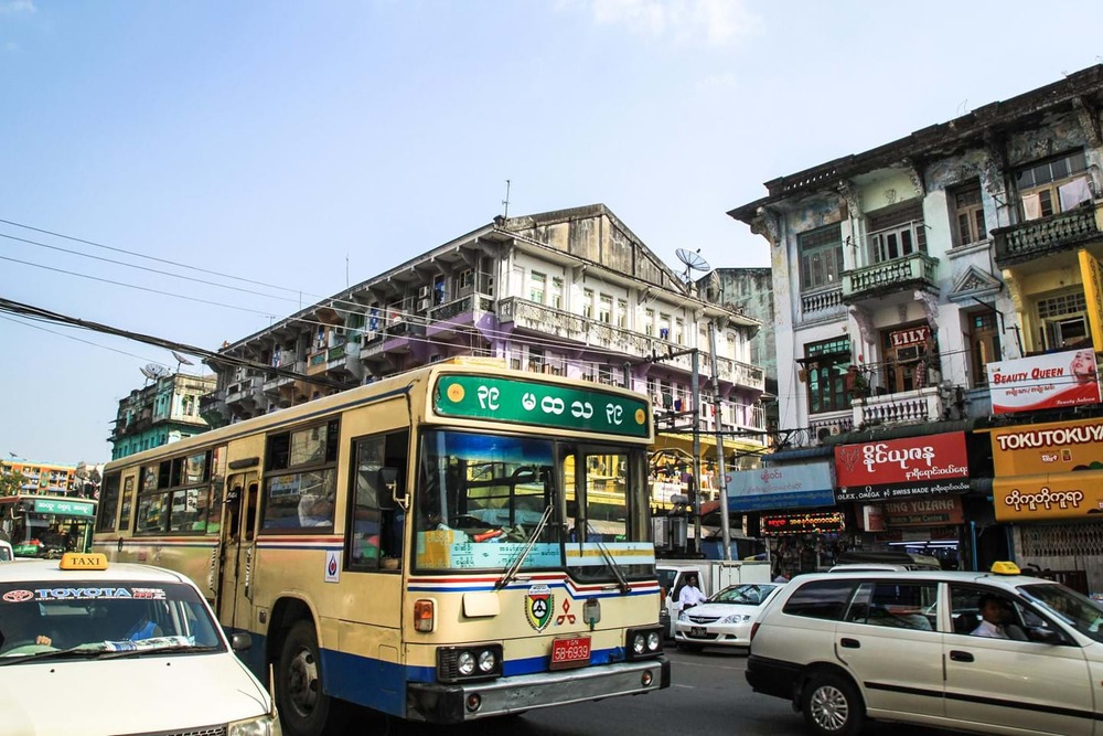 Xe buýt Myanmar