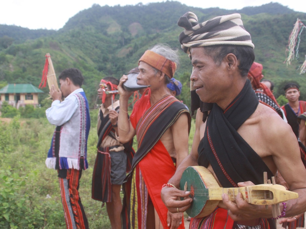 Sự phát triển du lịch đã góp phần tăng thu nhập đáng kể cho người dân địa phương