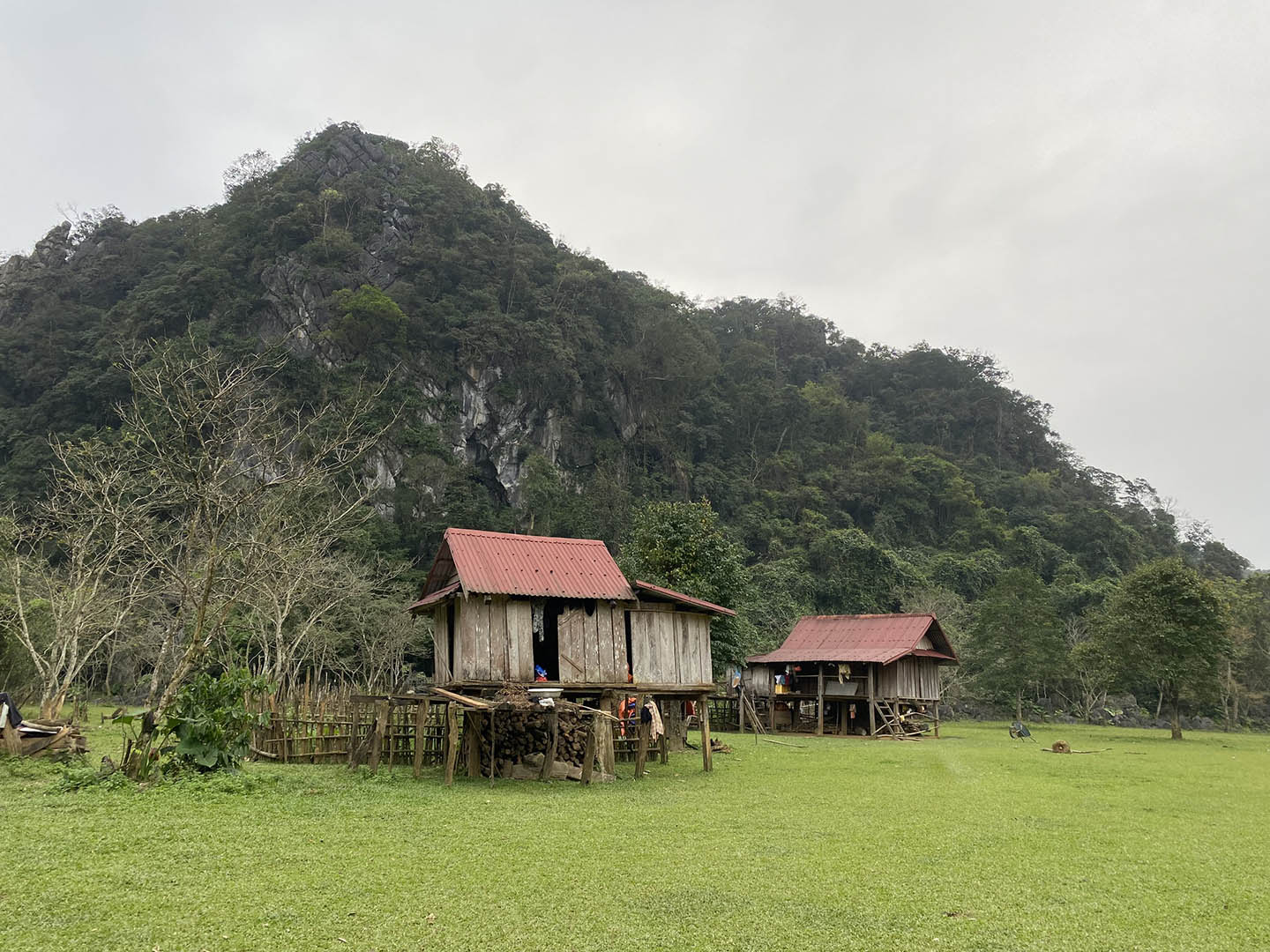 bản còi đá