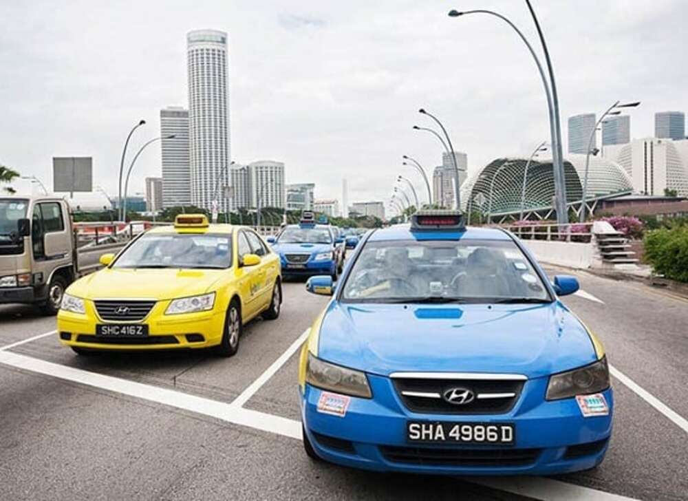 Cách di chuyển từ sân bay vào trung tâm thành phố