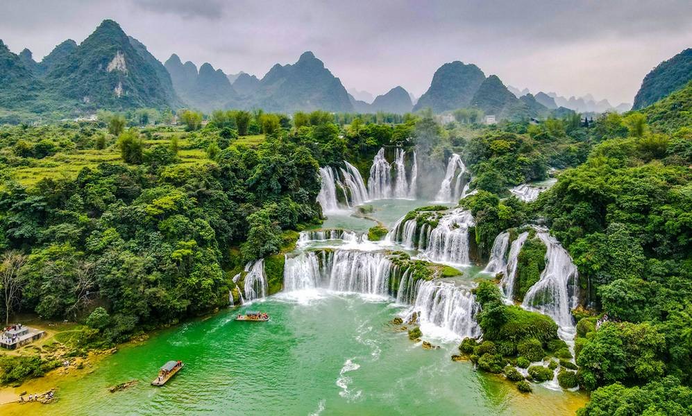 ngắm nhìn cảnh sắc tuyệt đẹp của đất nước