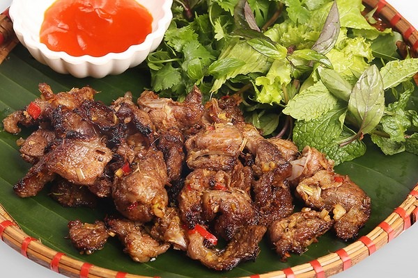 Món thịt lợn Mường nướng