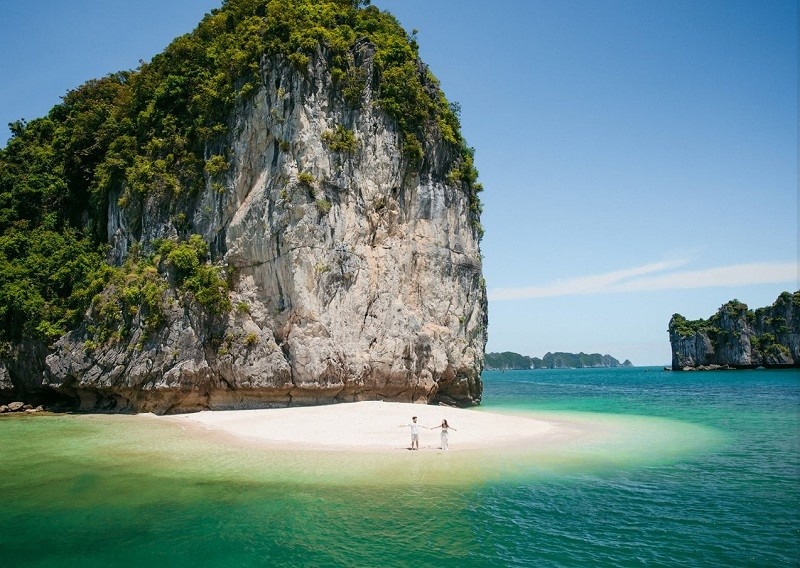 Bãi tắm Ba Trái Đào 