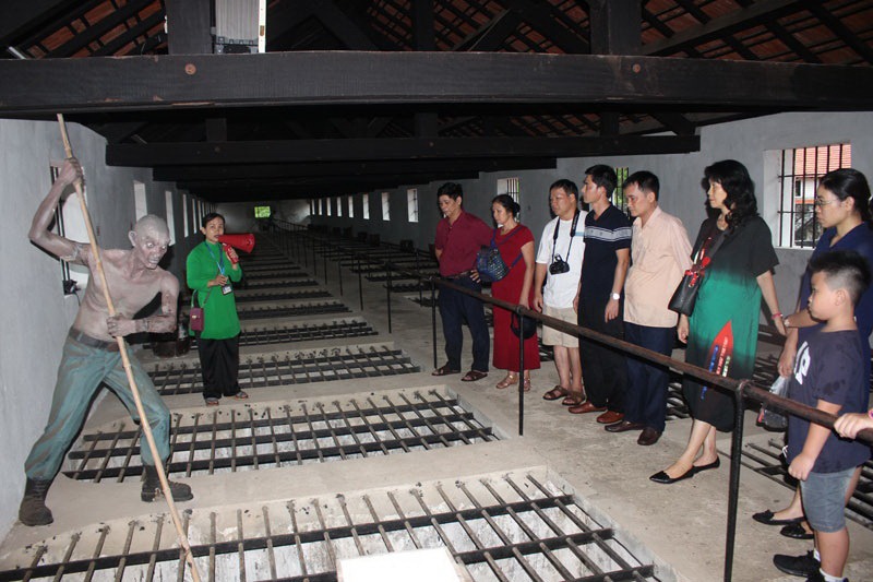 Di tích nhà tù Côn Đảo