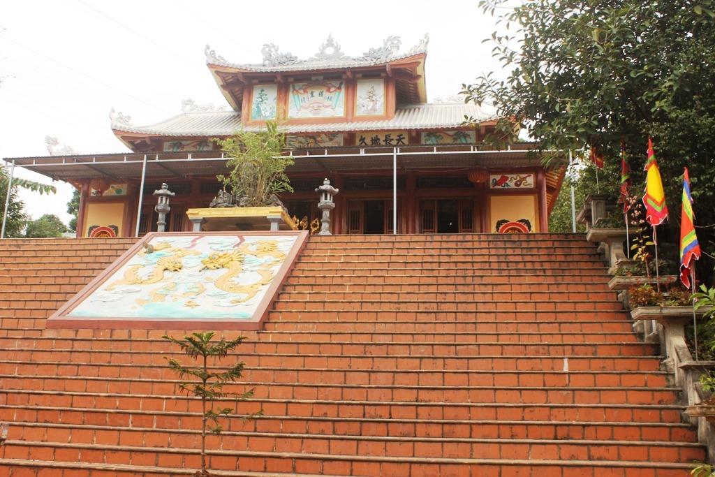 Đền Đôi Cô - Cầu Má 
