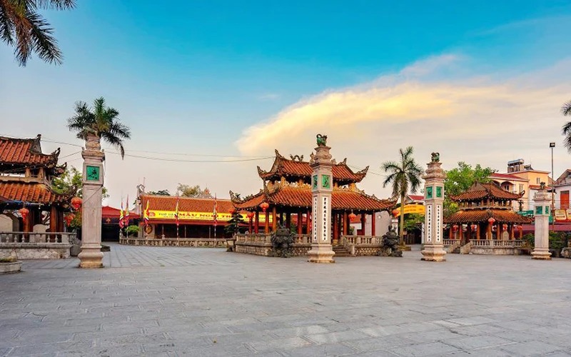 Đền Phủ Dày Nam Định thờ mẫu Liễu Hạnh