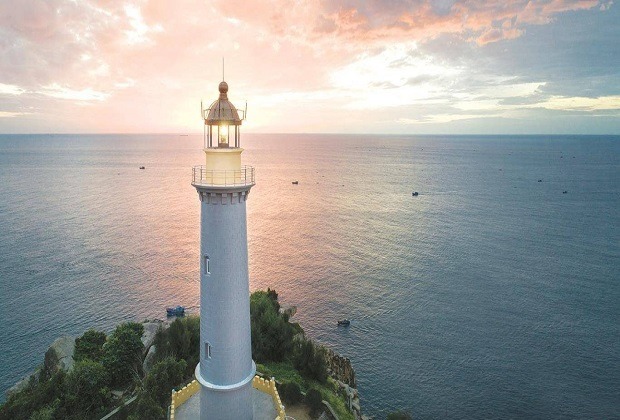 Ngọn hải đăng Cô Tô