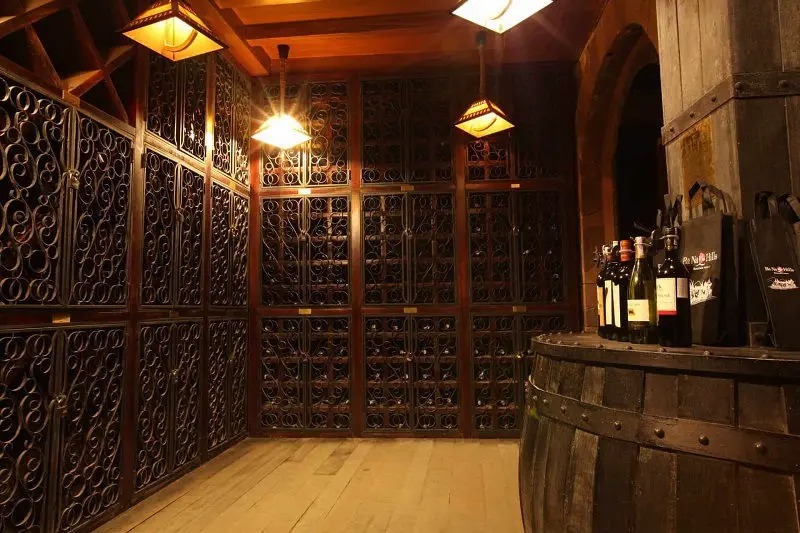 Hầm rượu Debay của Pháp