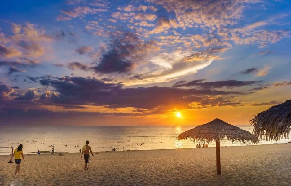 Biển Nhật Lệ Quảng Bình