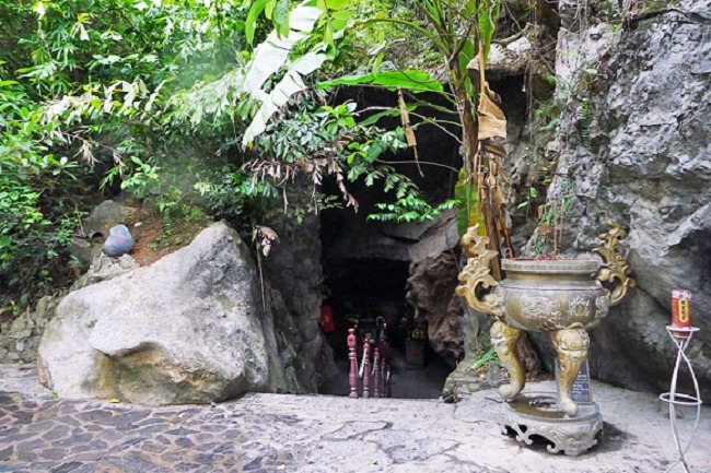 Hang Tám Cô Quảng Bình