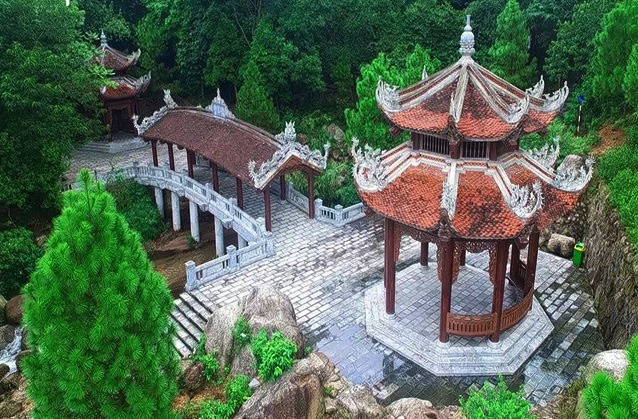 Khu di tích Côn Sơn